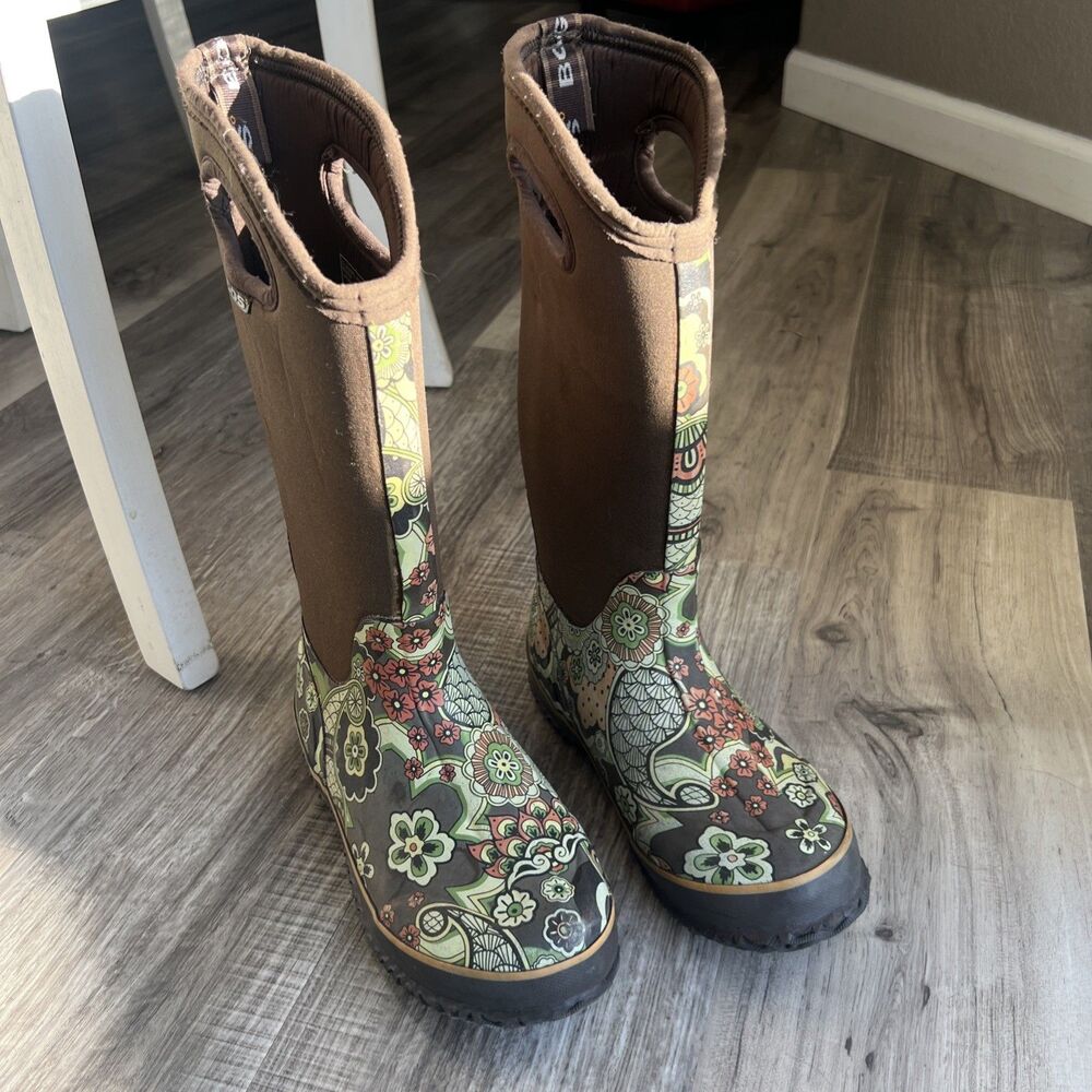 Bogs Classic High Paisley Boots Size 6 Womens Waterproof Rain Snow Working Chore